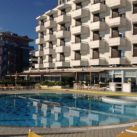 Hotel David Cesenatico Esterno foto