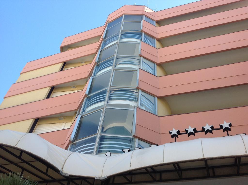Hotel David Cesenatico Esterno foto