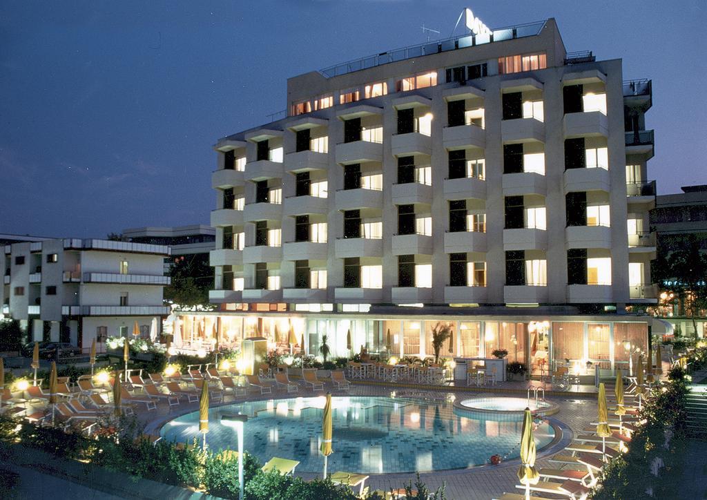 Hotel David Cesenatico Esterno foto