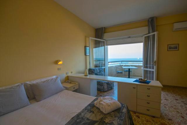 Hotel David Cesenatico Esterno foto